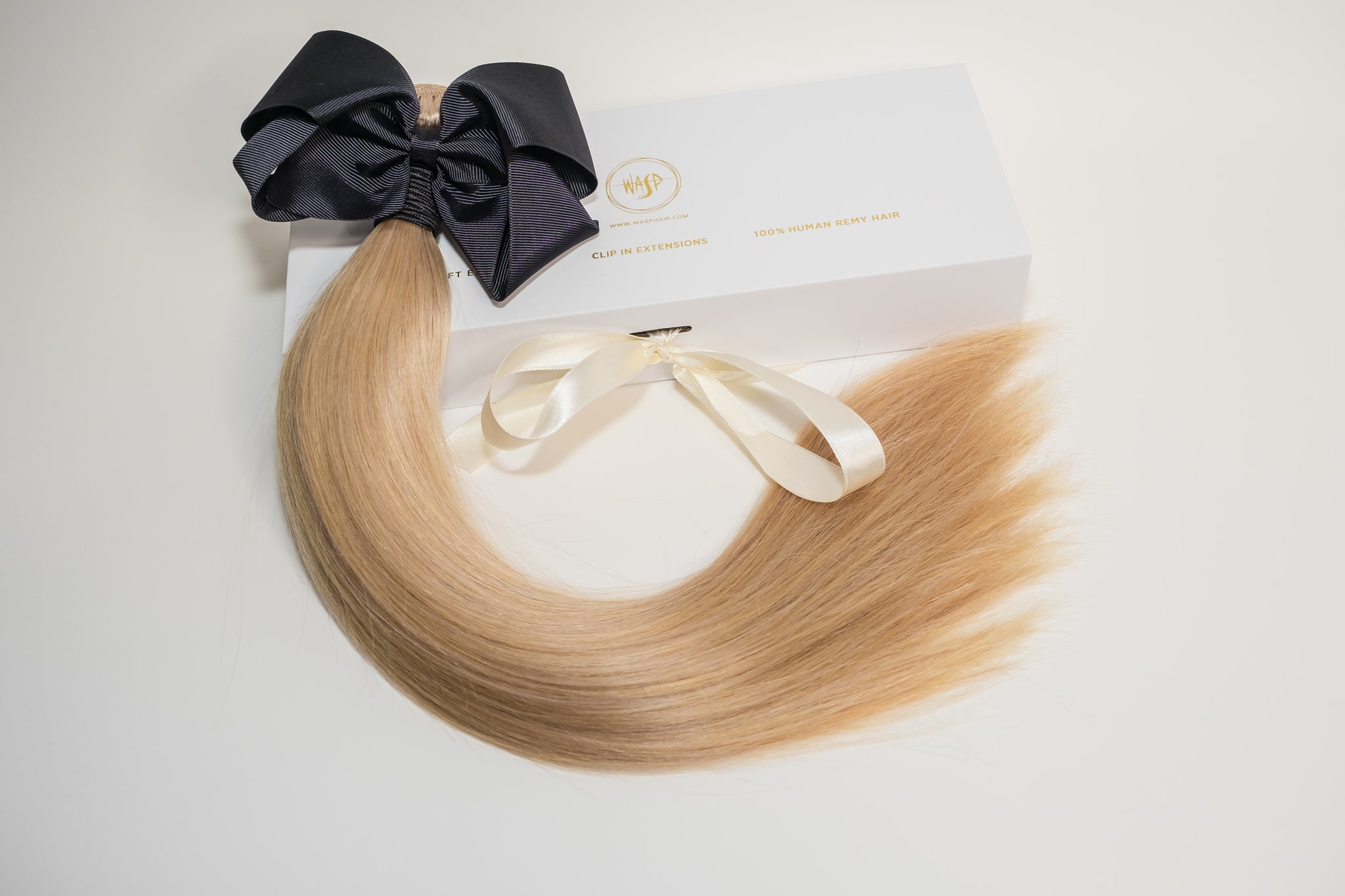 18"  WEFT HAIR EXTENSIONS DELUXE BOX